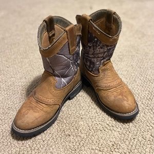Size 1 camo cowboy boots